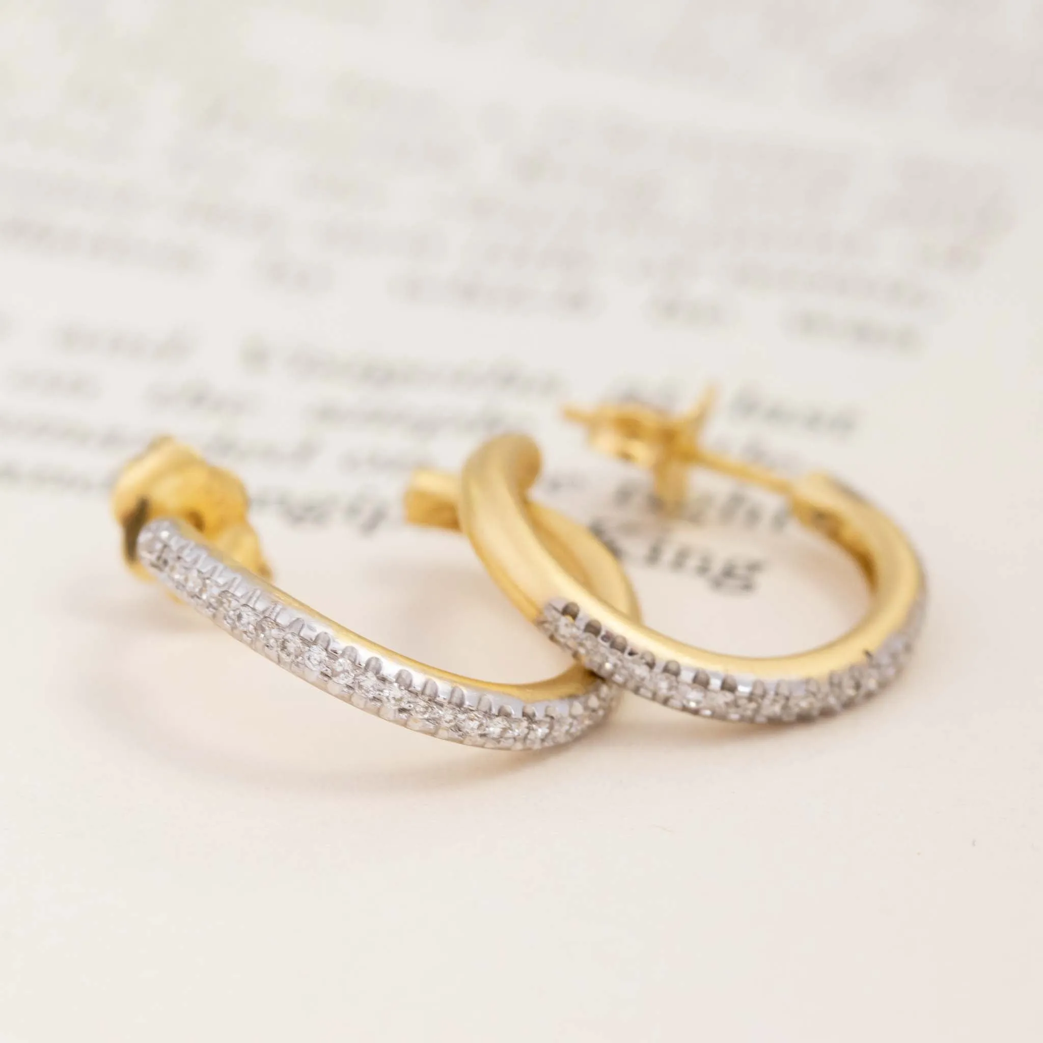 .18ctw Diamond Swirl Hoop Earrings