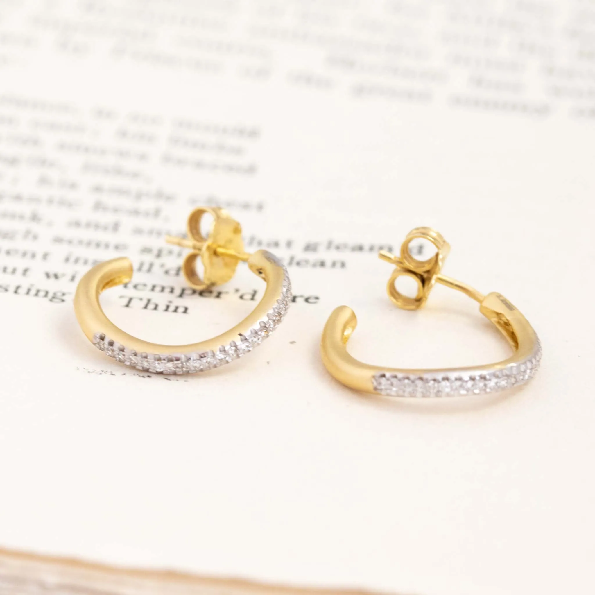 .18ctw Diamond Swirl Hoop Earrings