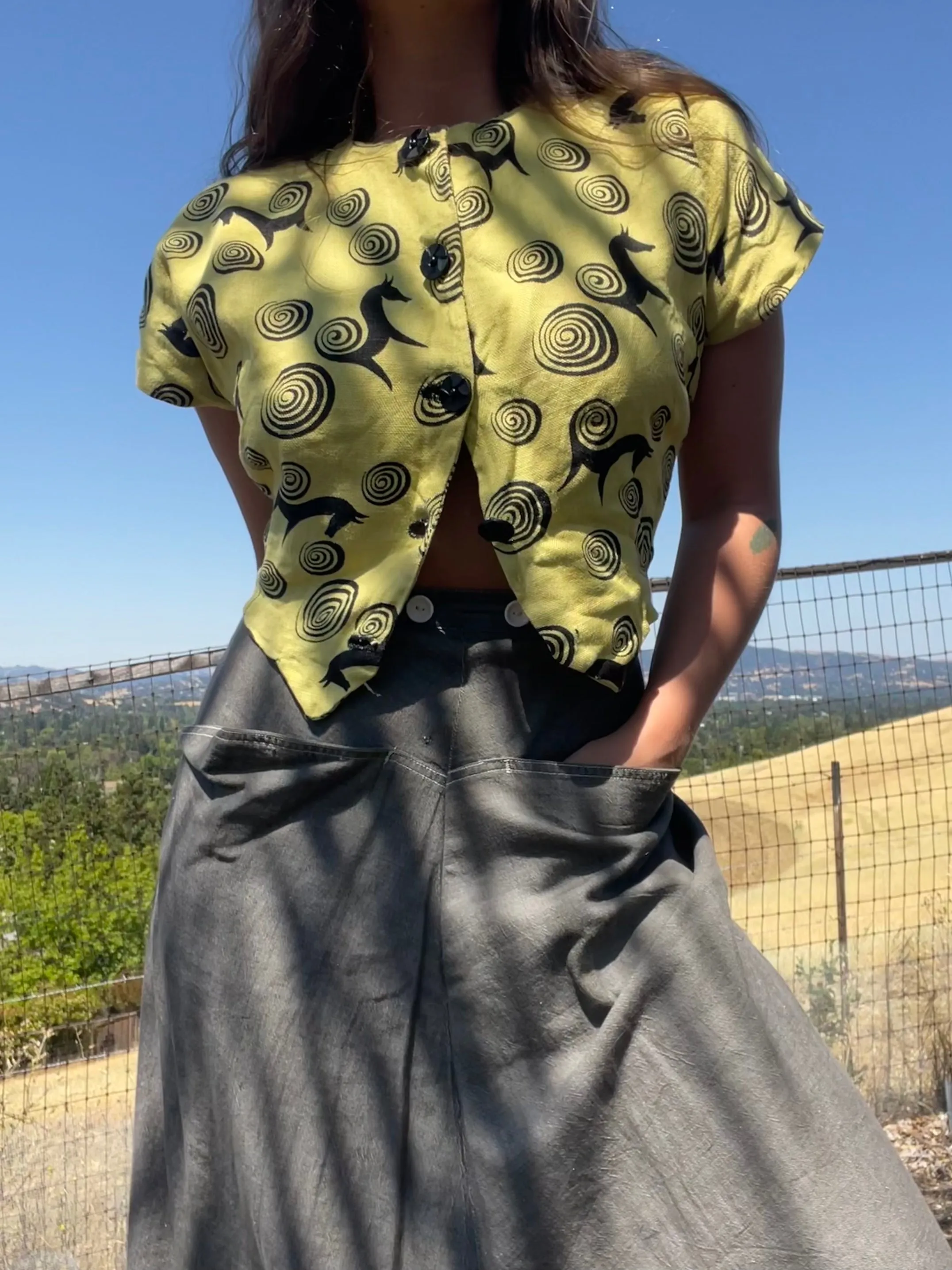 1930s Chartreuse Novelty Horse Print Linen Button Front Blouse