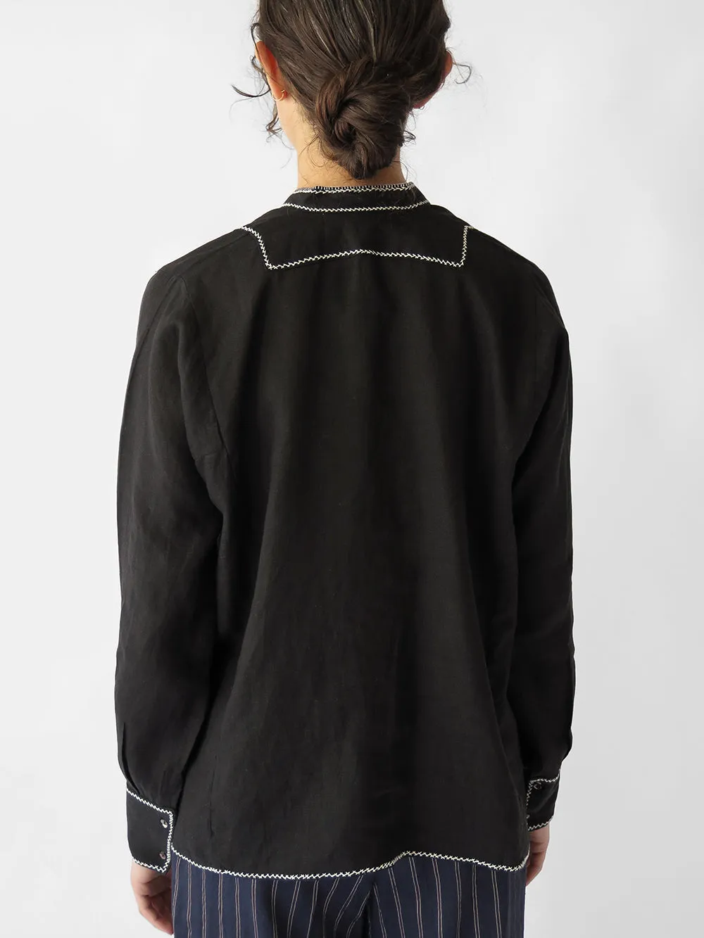 Aarika Linen Hand Embroidered Top in Black