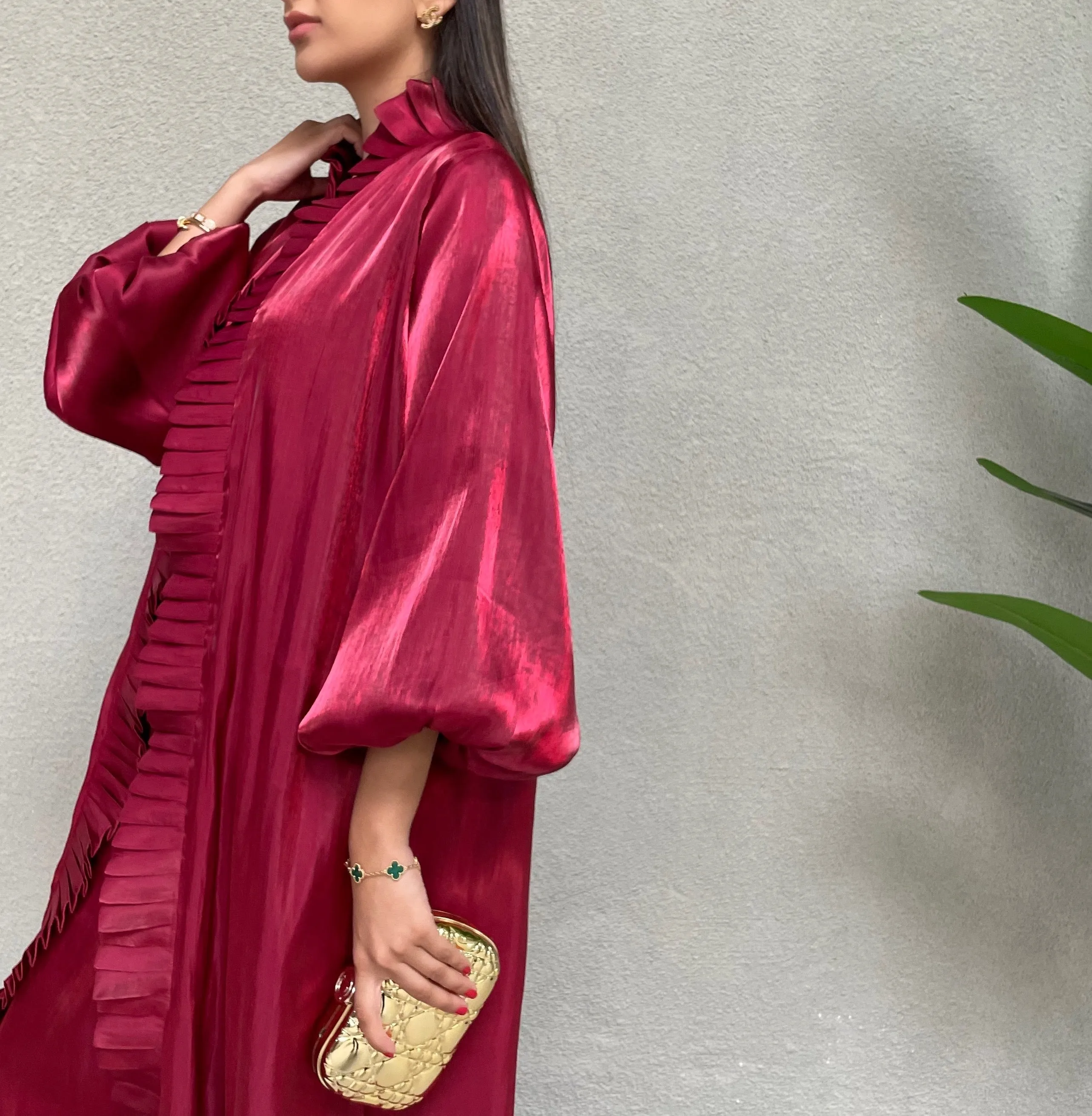 AW 21 BURGUNDY NOORA ORGANZA RUFFLE ABAYA