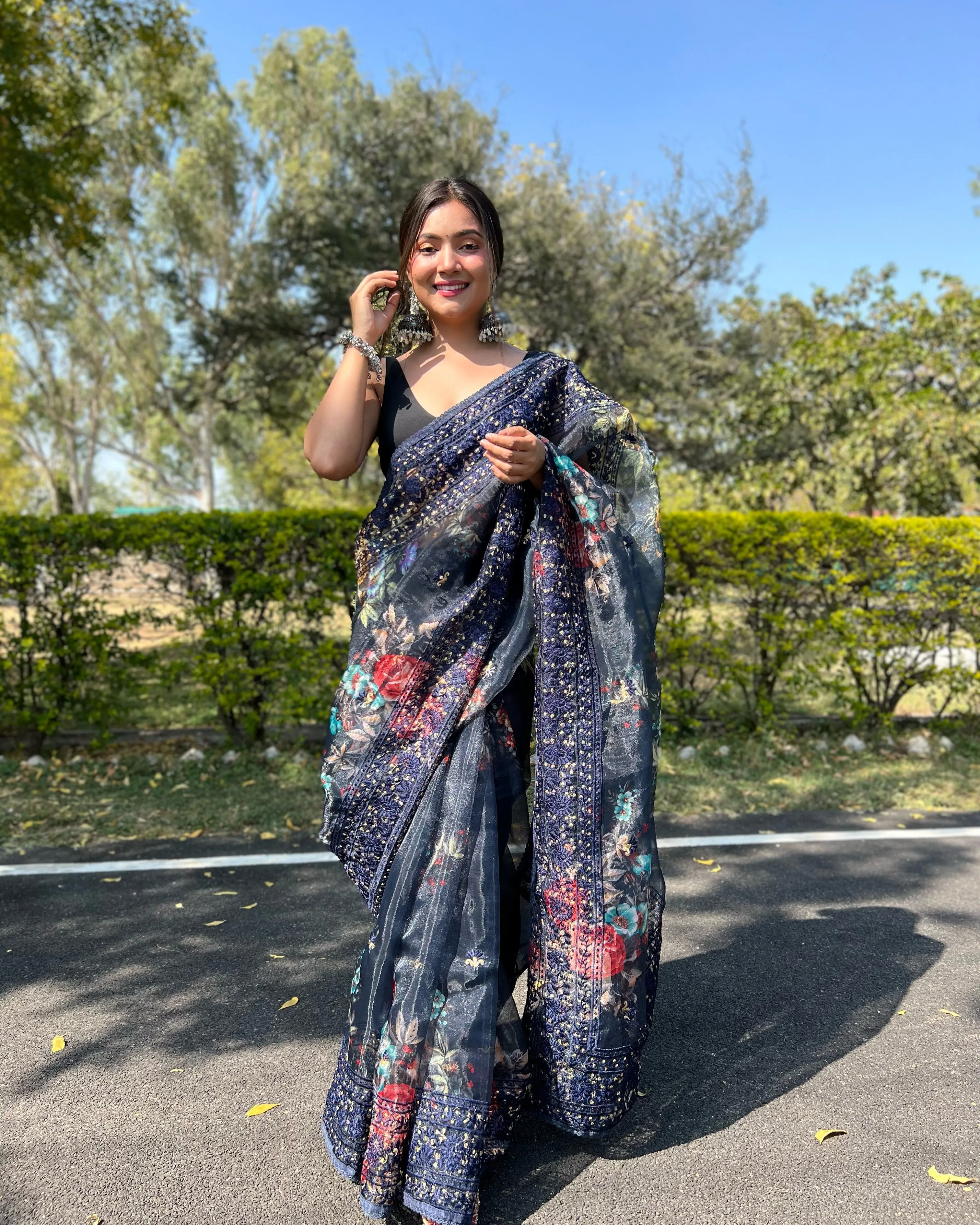 Boutique Style Saree In Dark Blue