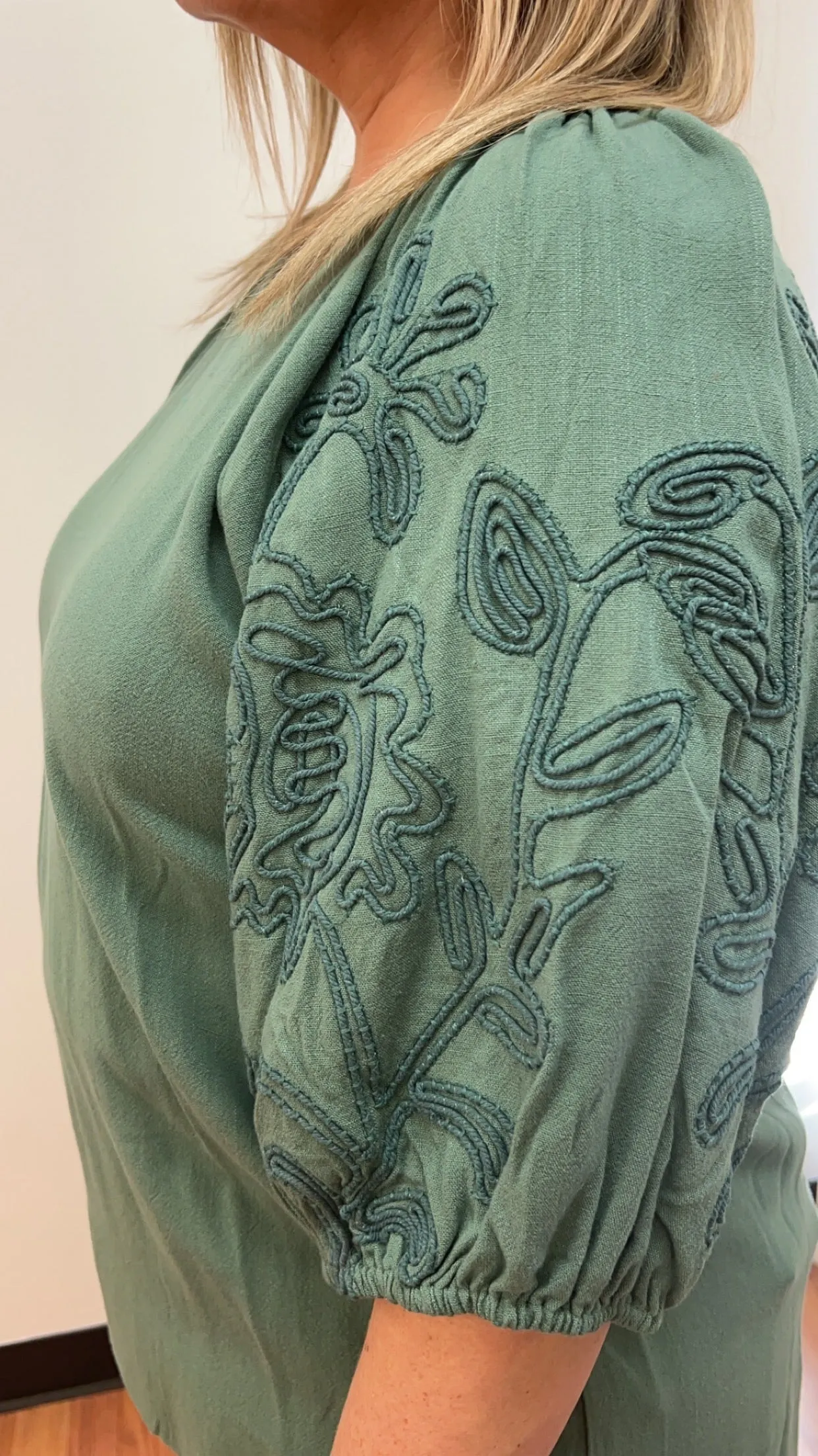 Bubble Sleeve Plus Blouse by Umgee