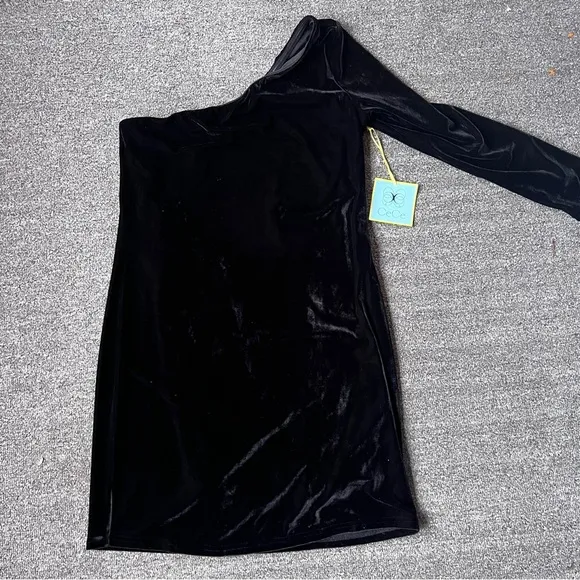 CeCe Cynthia Steffe Black Velvet Dress Small One Shoulder
