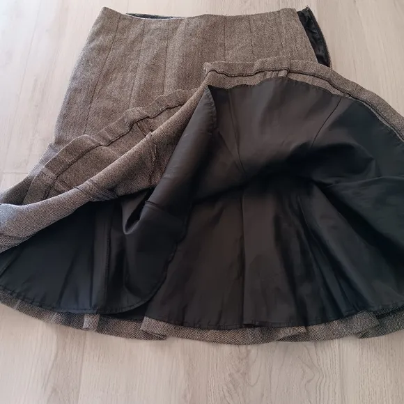 Chaps Wool A-line Lined Tweed Skirt Pleated Flounce Grey Brown Size 6