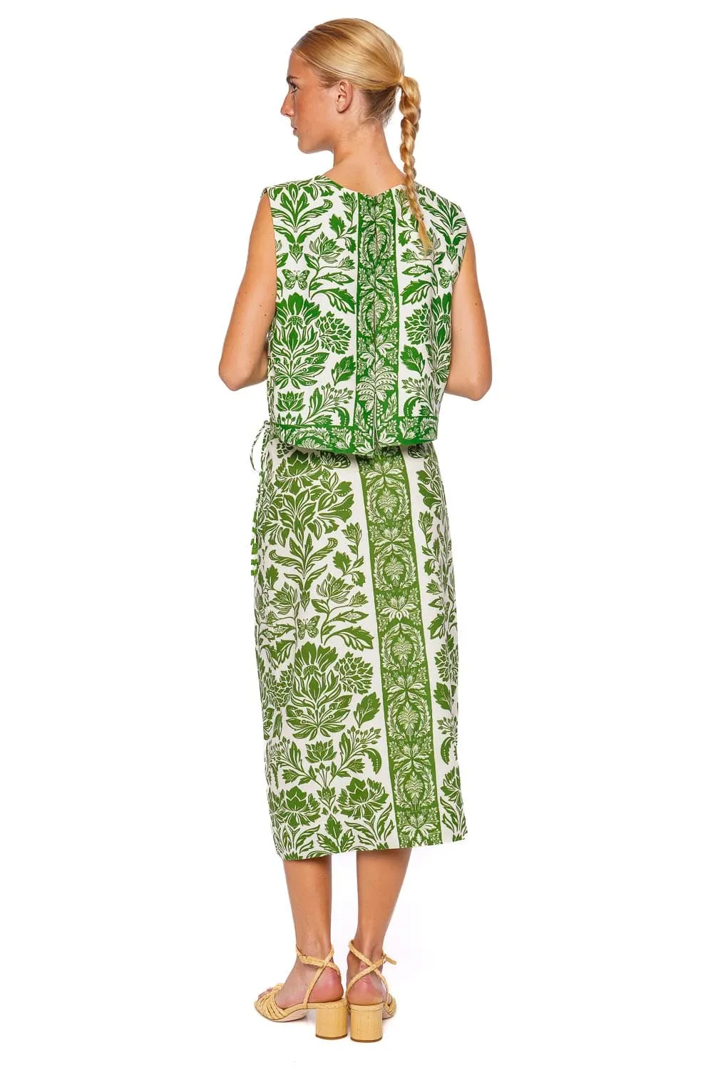 Delicate Tapestry Sleeveless Cropped Blouse