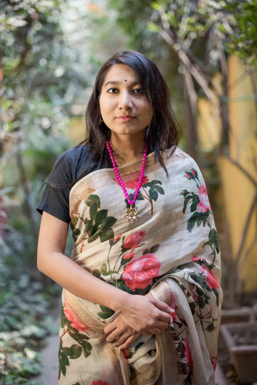 Digital Floral Print Linen Saree In Offwhite