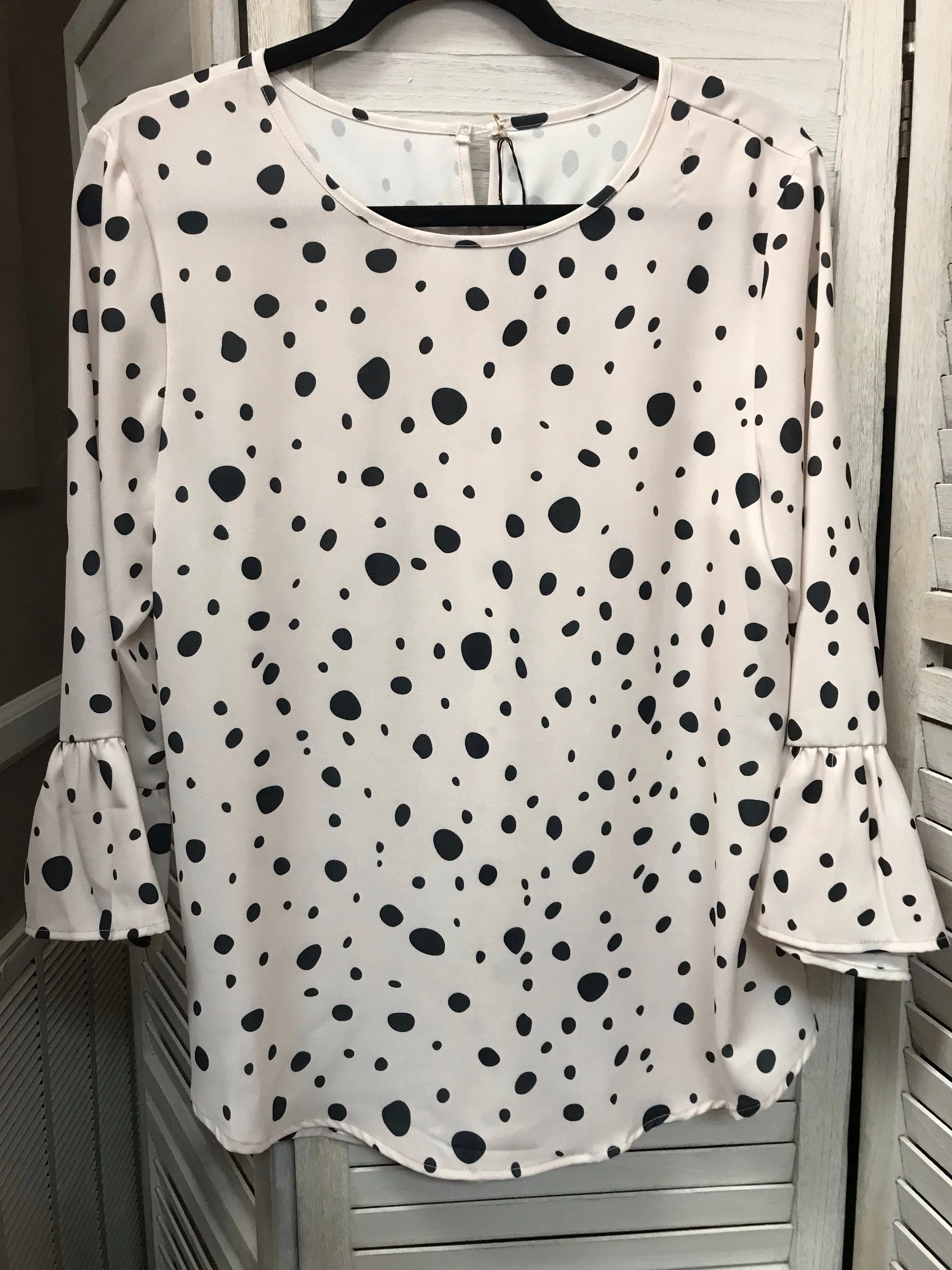 Dot Ruffle Sleeve Blouse
