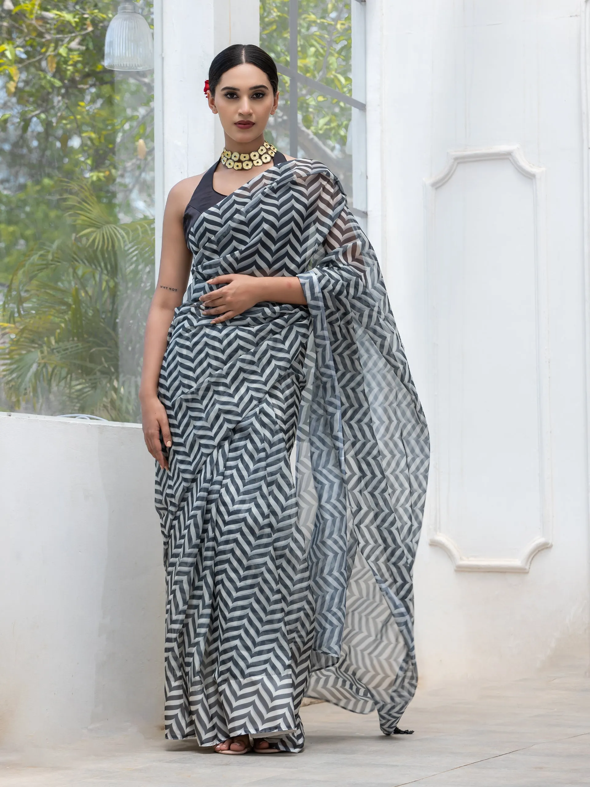 Enigma Organza Printed Saree with Pendants and Blouse Fabric