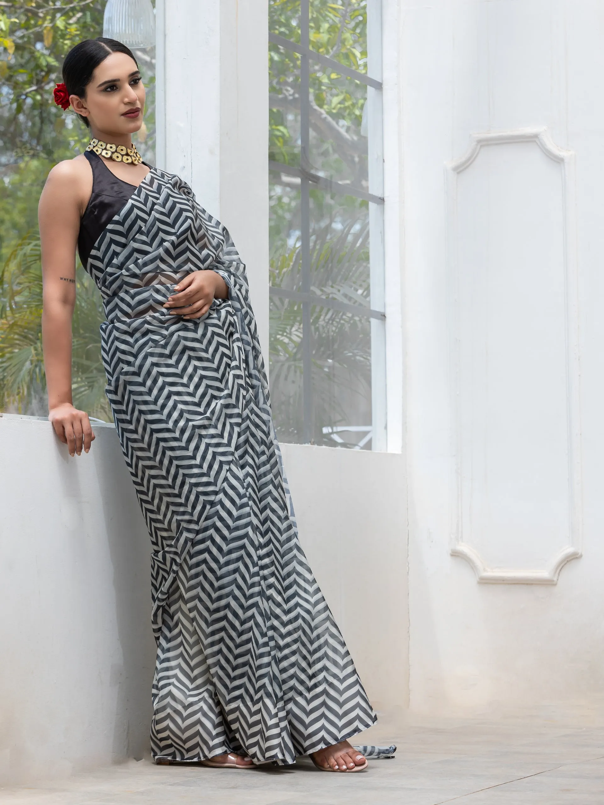 Enigma Organza Printed Saree with Pendants and Blouse Fabric