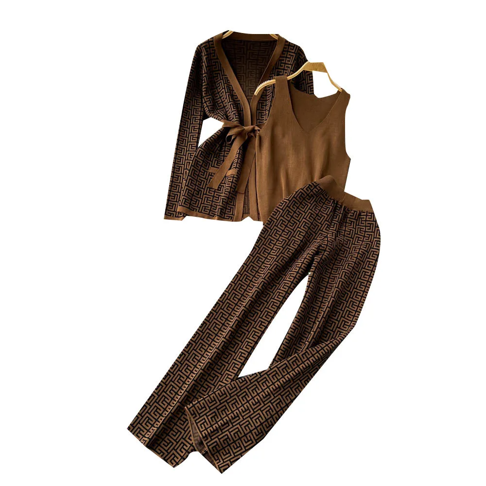 European and American Style Exotic Printed Casual Suit Female Inverness VCollar Bottoming Sweater Wide Leg Pants Three-Piece Set