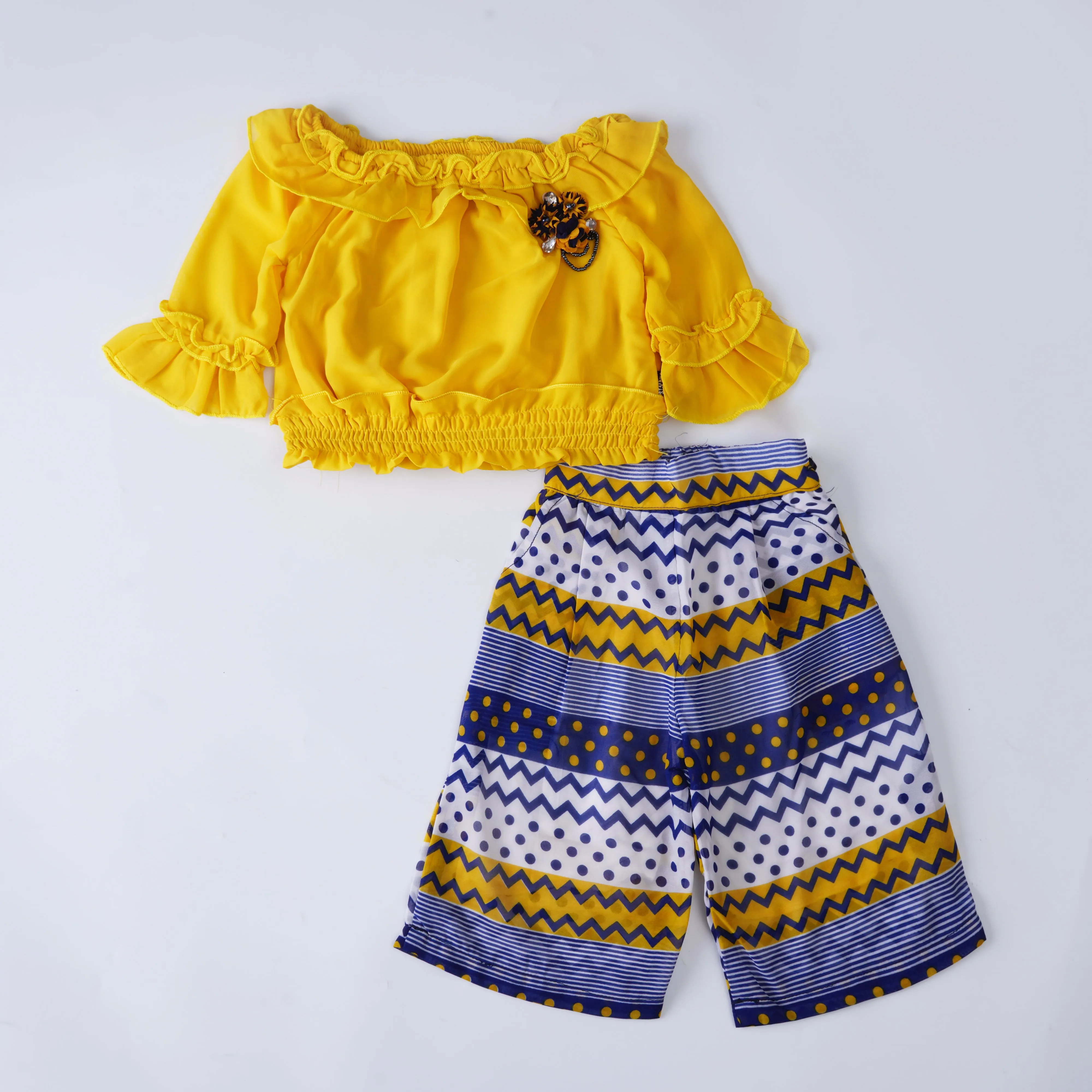 Girls Suit (2062)