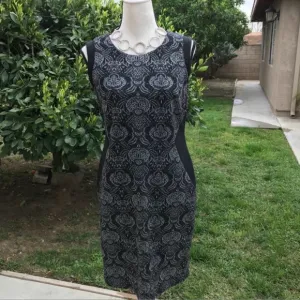 GRACE ELEMENTS BLACK BAROQUE SHEATH DRESS SIZE 8 NWT