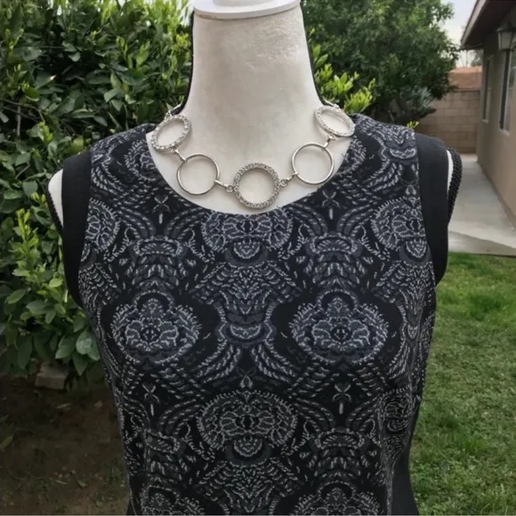 GRACE ELEMENTS BLACK BAROQUE SHEATH DRESS SIZE 8 NWT
