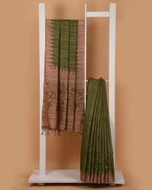 Green Silk Cotton Blend Embroidered Saree With Silk Cotton Blouse