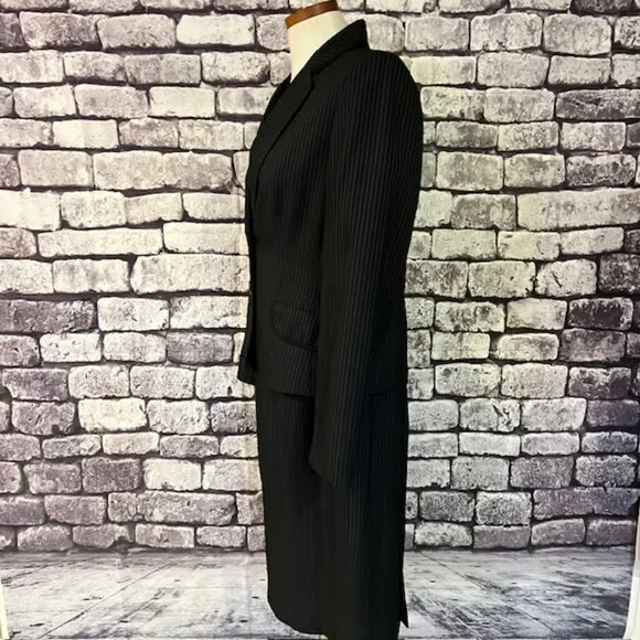 Jones Wear Black &amp; White Pinstripe Skirt Suit Size 10