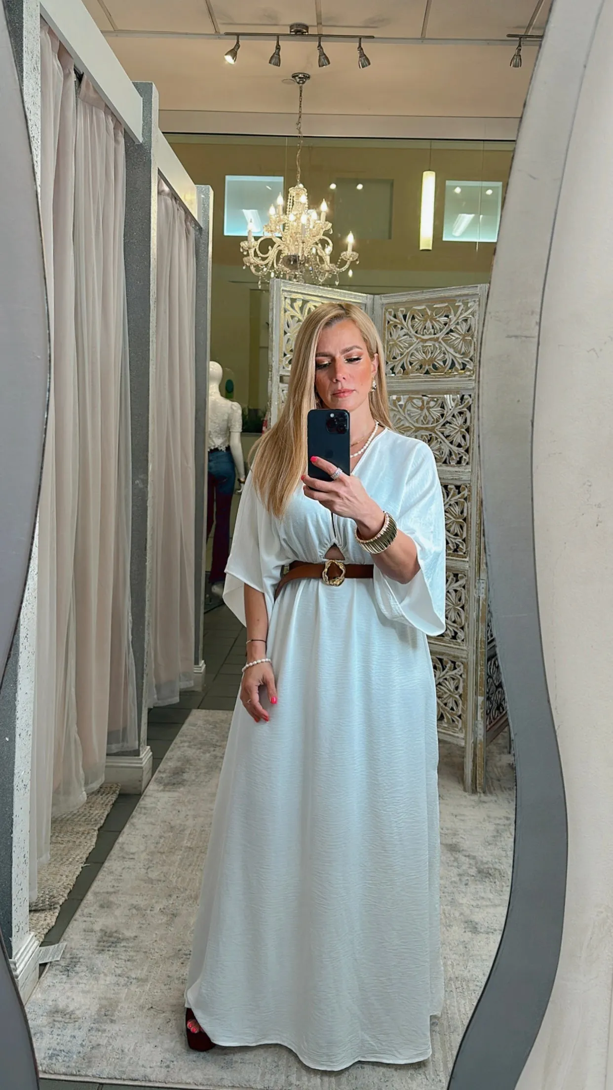 Kimono v-neck white dress
