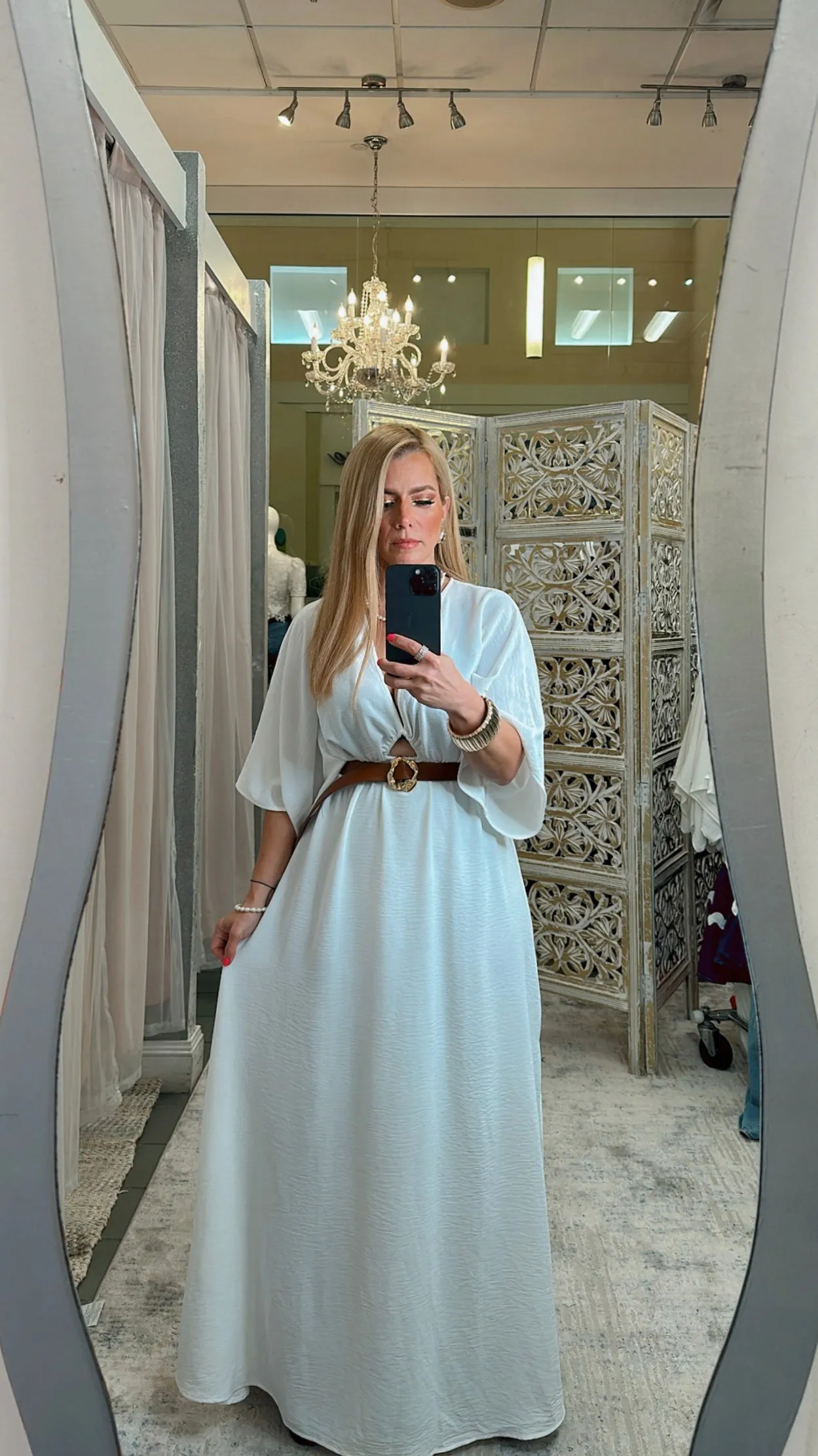 Kimono v-neck white dress