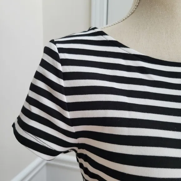 Lauren Ralph Lauren‎ Black White Striped Short Sleeve Flounce Hem Dress