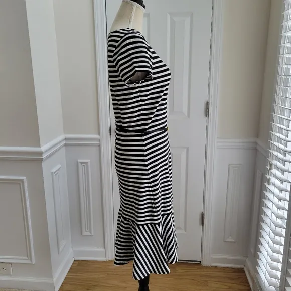 Lauren Ralph Lauren‎ Black White Striped Short Sleeve Flounce Hem Dress