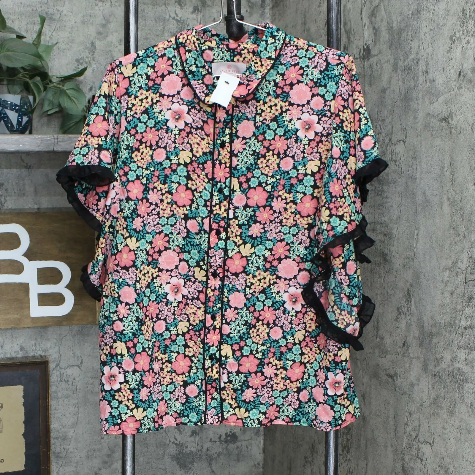 Laurie Felt Women's Button Front Blouse With Butterfly Sleeves