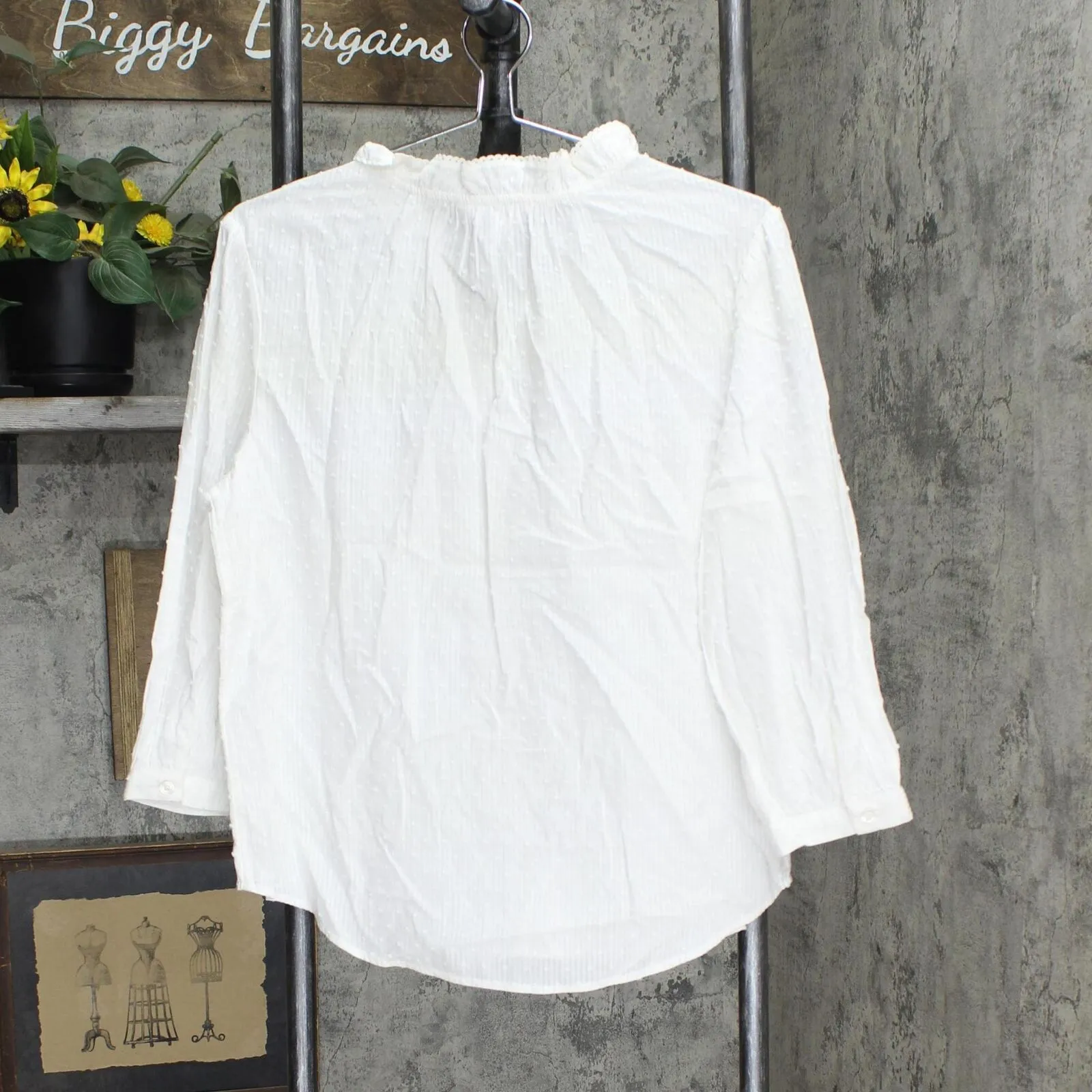 LC Lauren Conrad Pinktuck Ruffle Striped Blouse Shirt Top White See Measurements