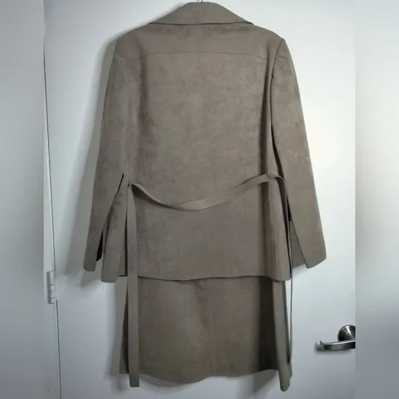 Luigis Fashions (Size 12) Vintage Italia (2PC) Skirt &amp; Belted Jacket Suit Set