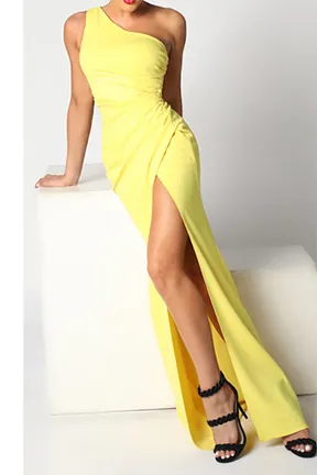 Nicole Bakti