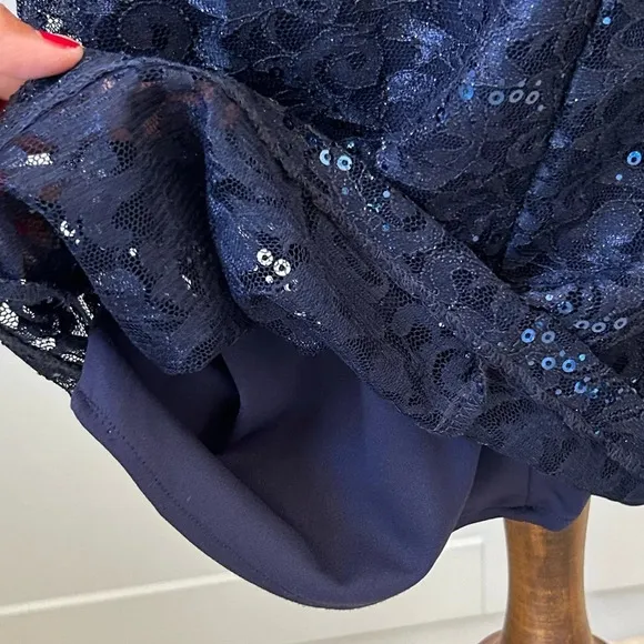 NightWay All Over Lace &amp; Sequined Sheath Blue Dress Size 10