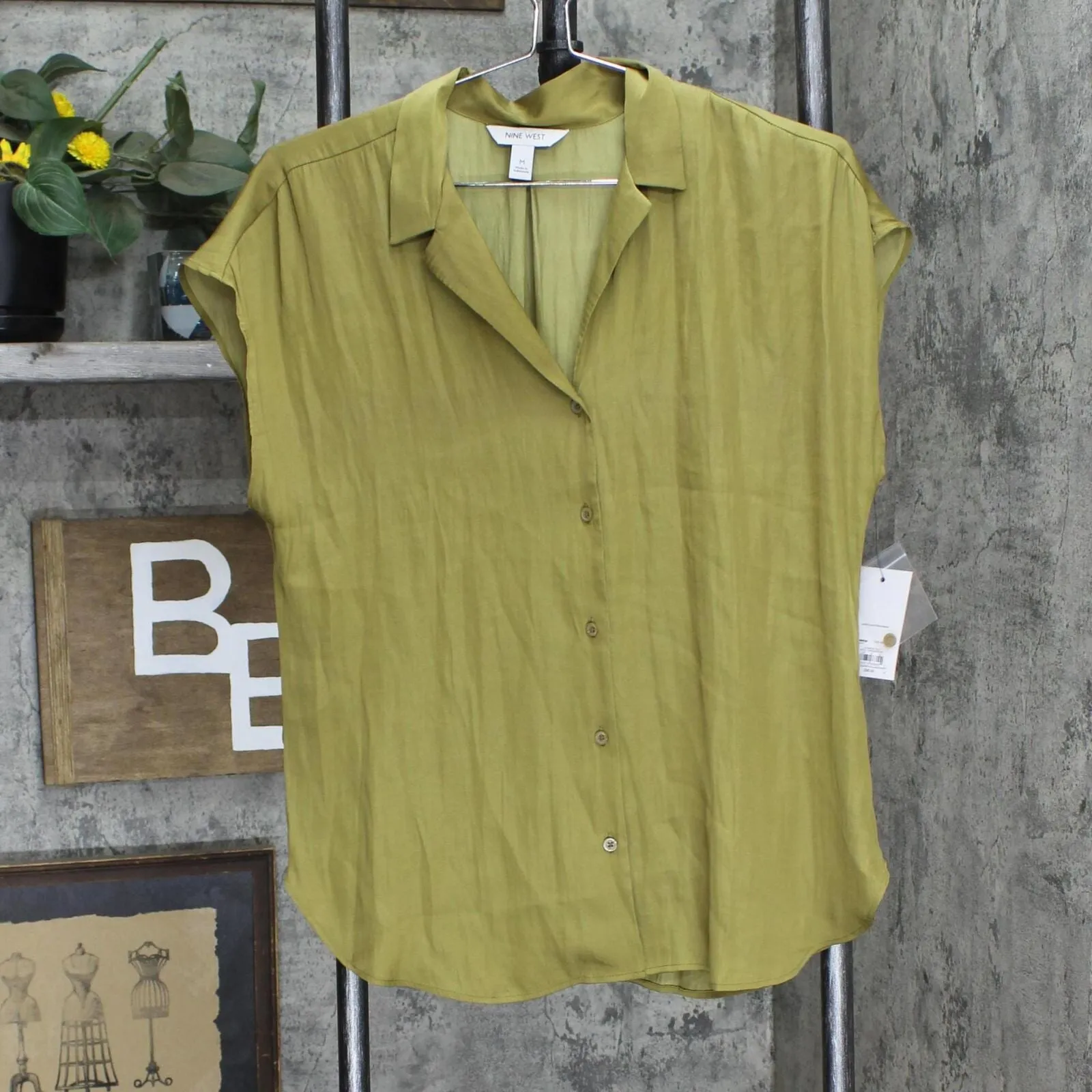 Nine West Womens Short Sleeve Easy Lapel Shirt WW23W207RS