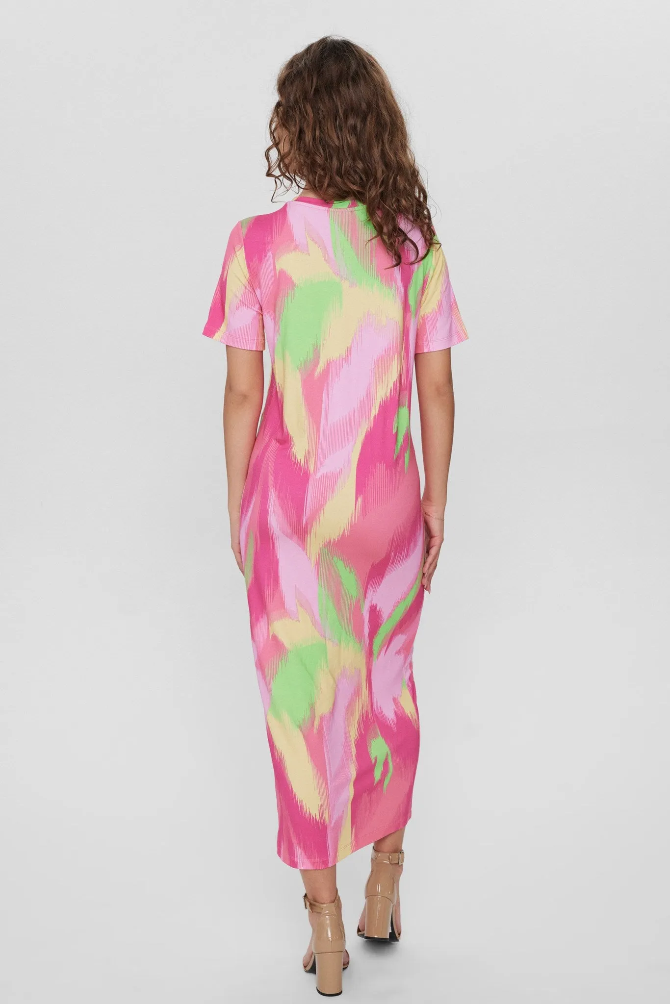 NUSURI T-SHIRT DRESS - Magenta