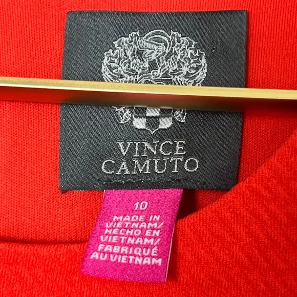 NWOT Vince Camuto Ruffle Shift Dress In Poppy Size 10