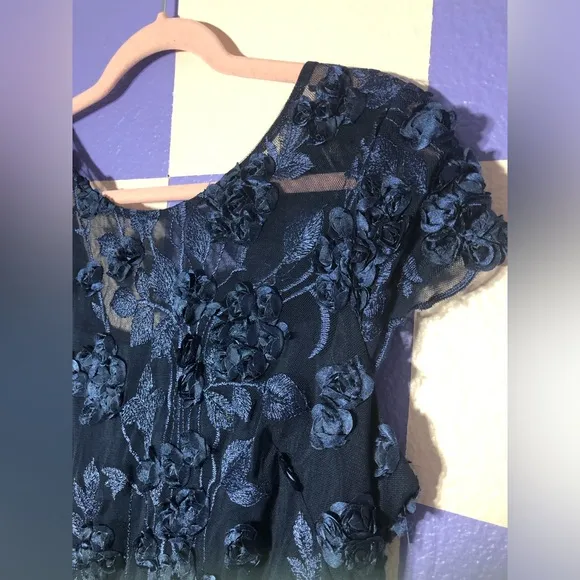 NWT Xscape Floral Applique Cap Sleeve Sheath Dress in Navy - Size 12