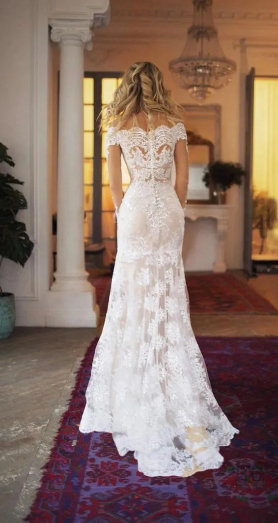 Off Shoulder Long Sleeve Lace Mermaid Tight Wedding Dress