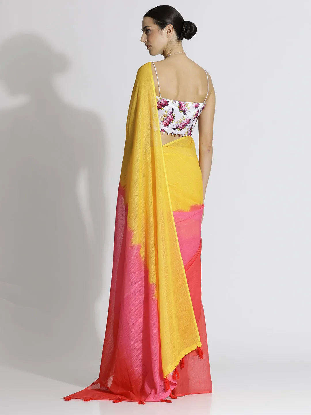Ombre Daily Wear Pure Linen Red Saree