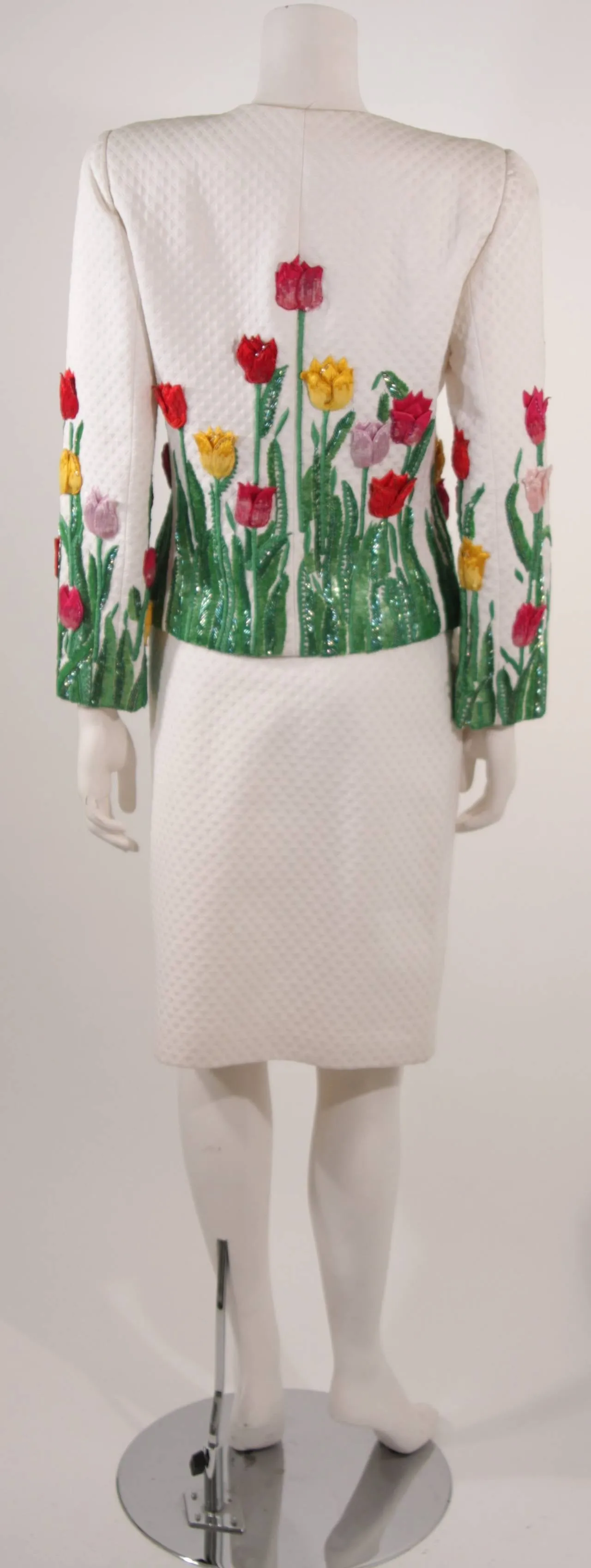OSCAR DE LA RENTA Floral Embellished Suit Size 12