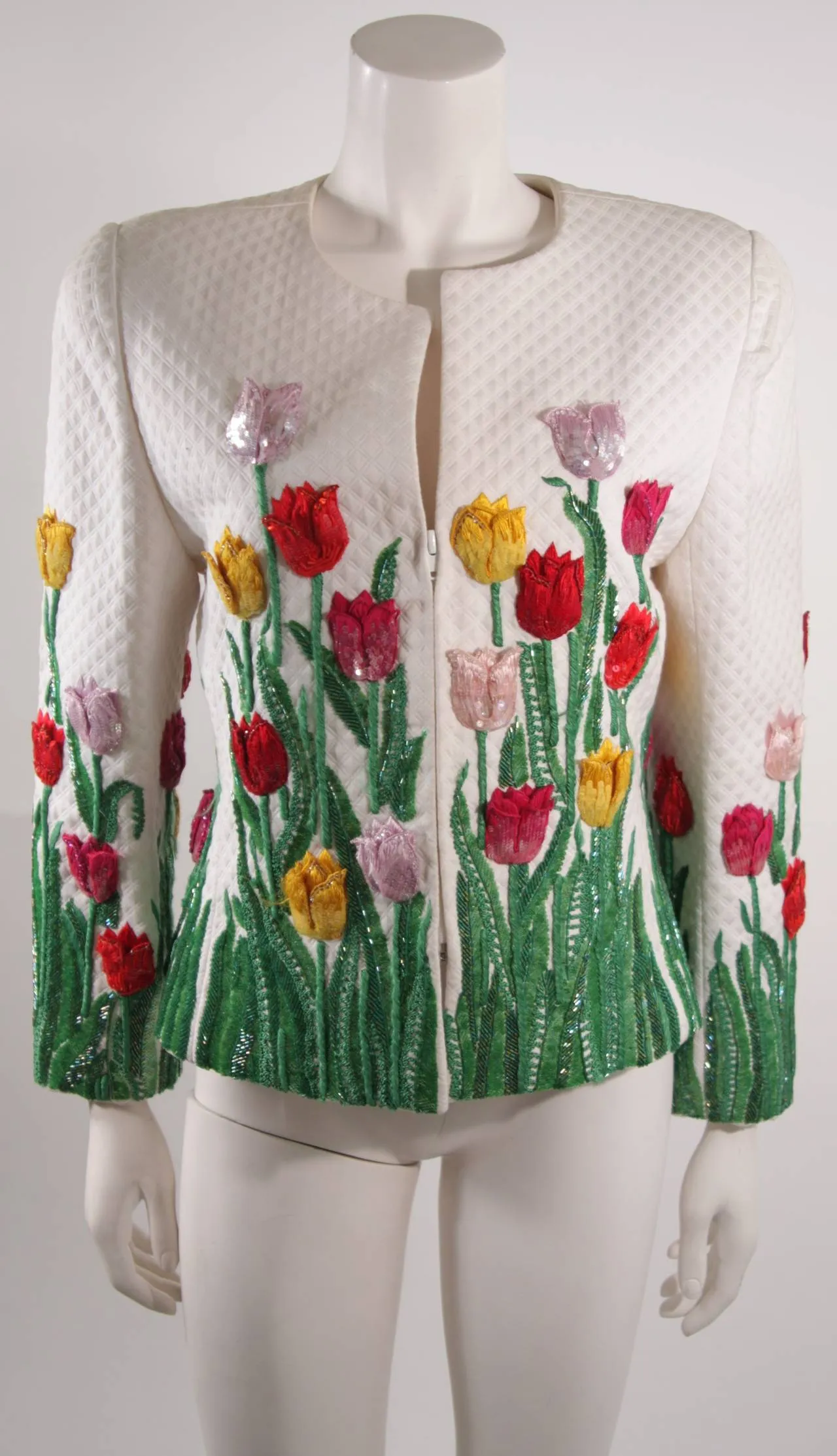 OSCAR DE LA RENTA Floral Embellished Suit Size 12