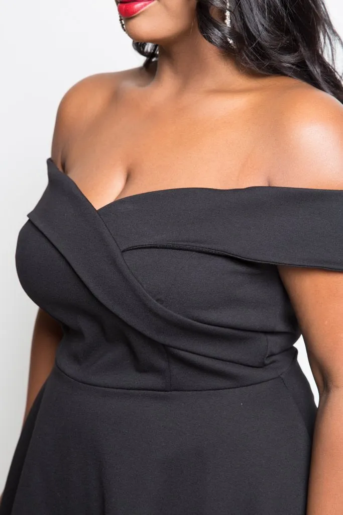 Plus Size Sweatheart Off-Shoulder Skater Dress