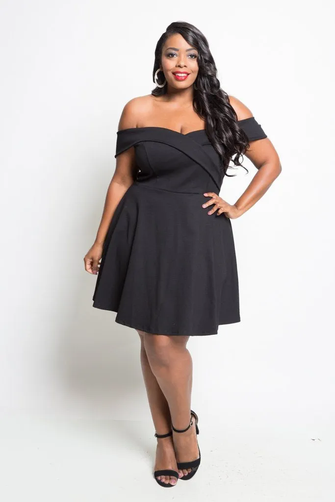 Plus Size Sweatheart Off-Shoulder Skater Dress
