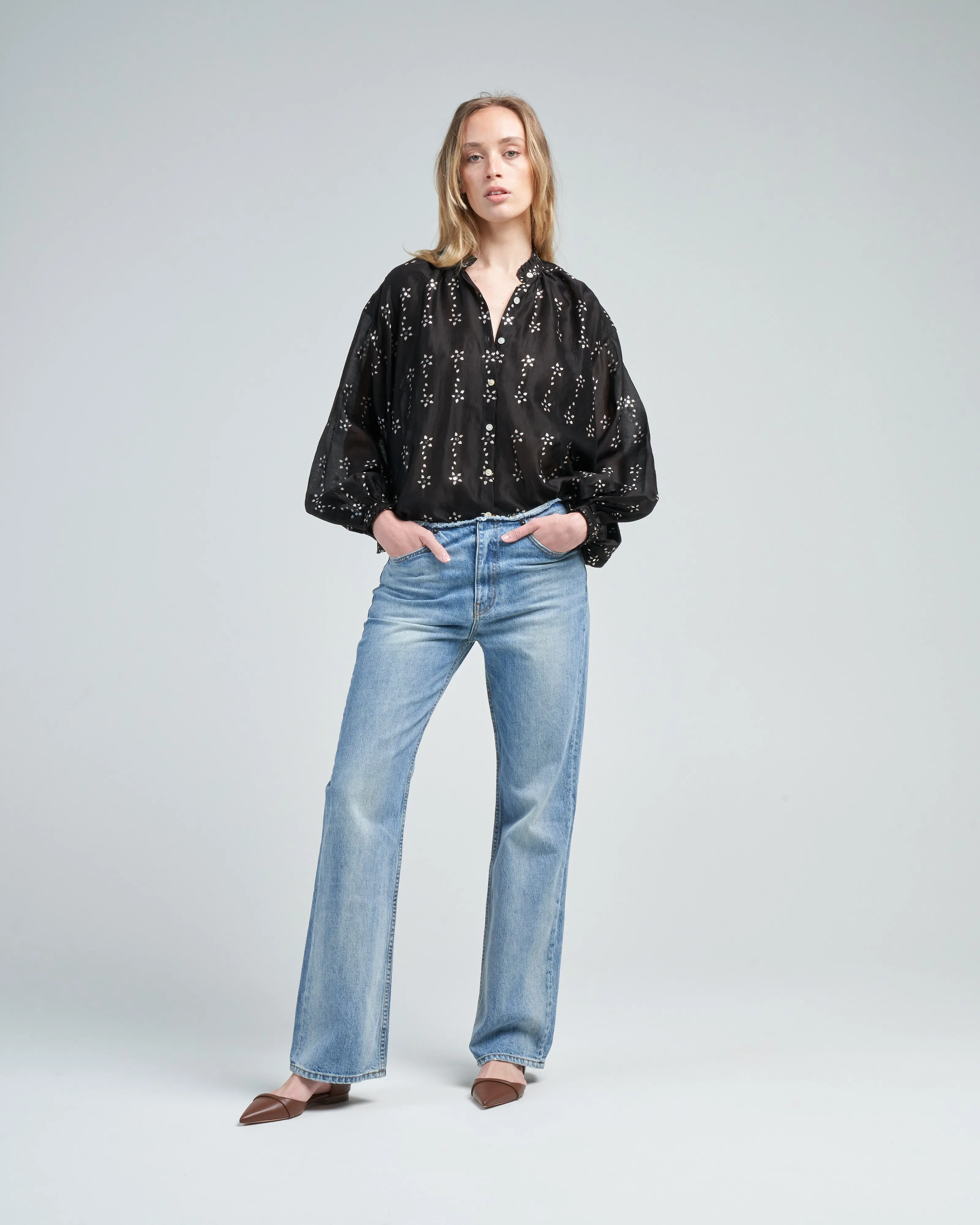 poet black daisy blouse