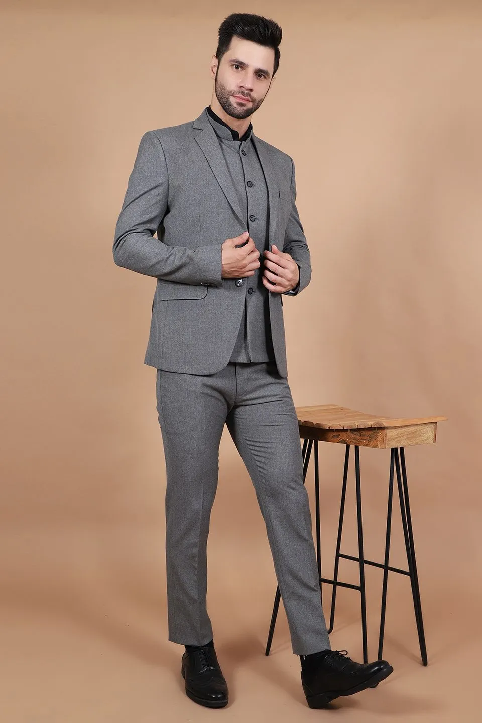 Polyester Cotton Grey Three Piece Suit
