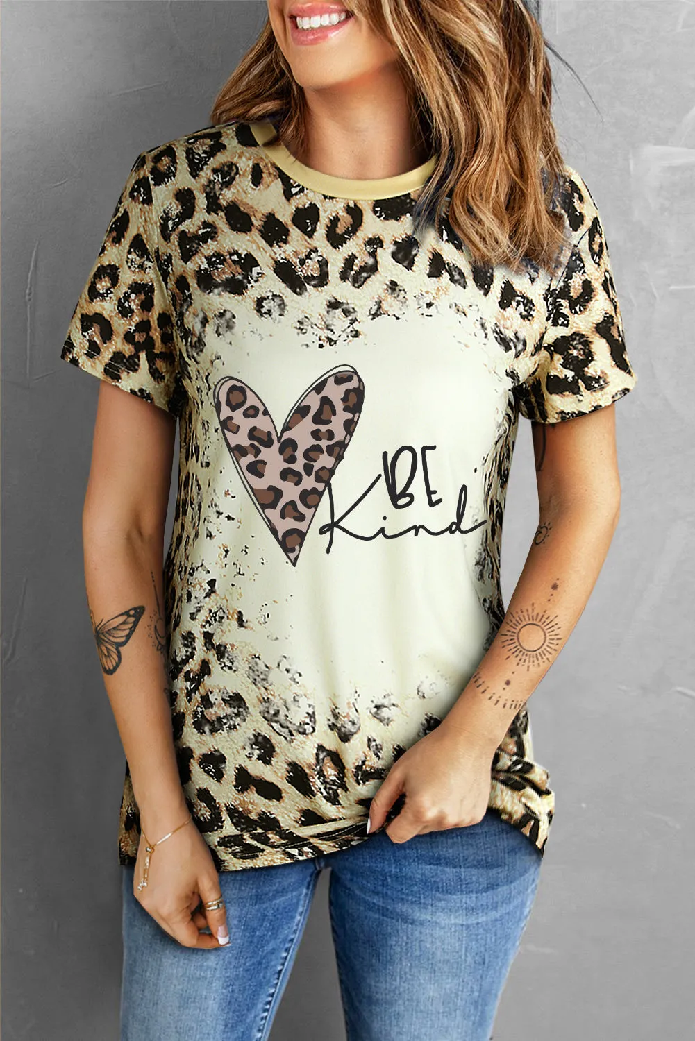 PRAY Print Bleached T-shirt