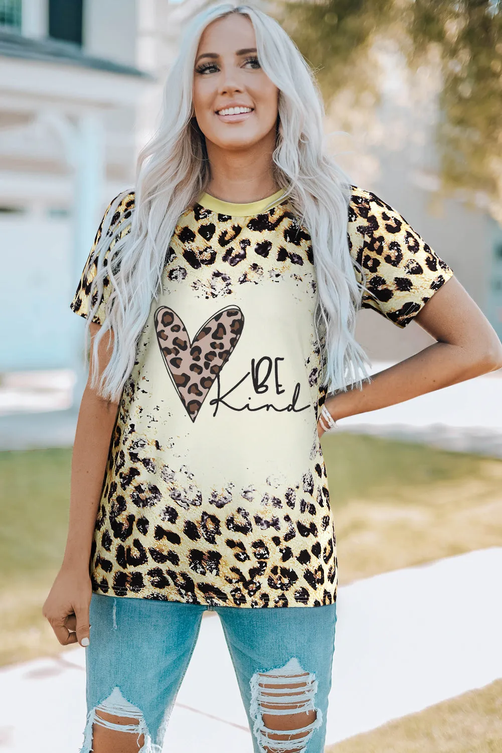 PRAY Print Bleached T-shirt