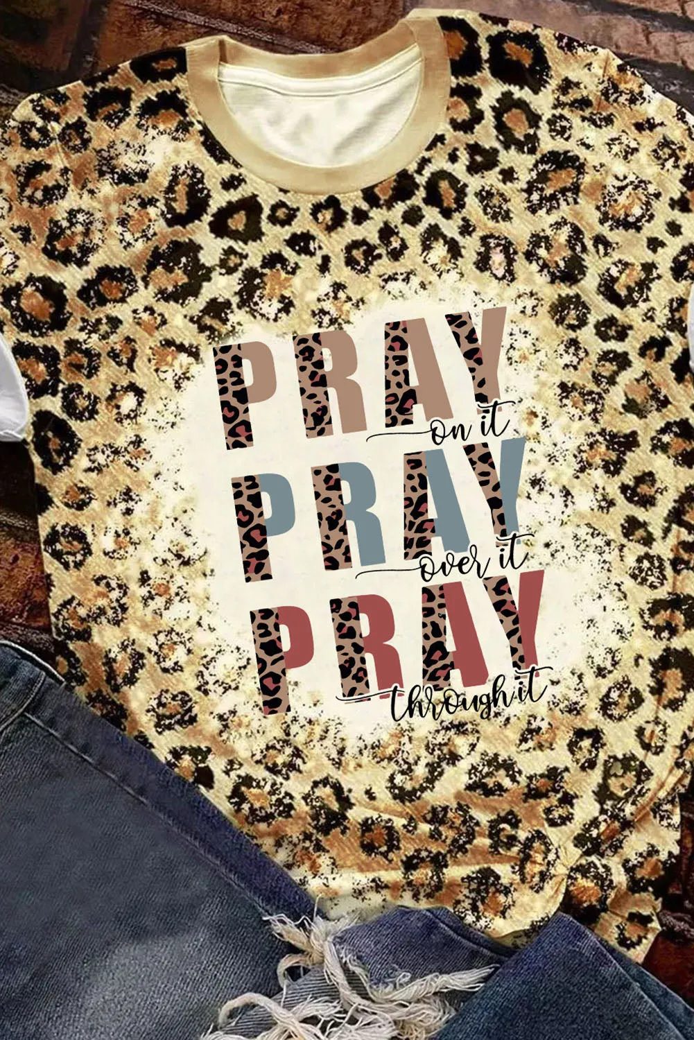 PRAY Print Bleached T-shirt