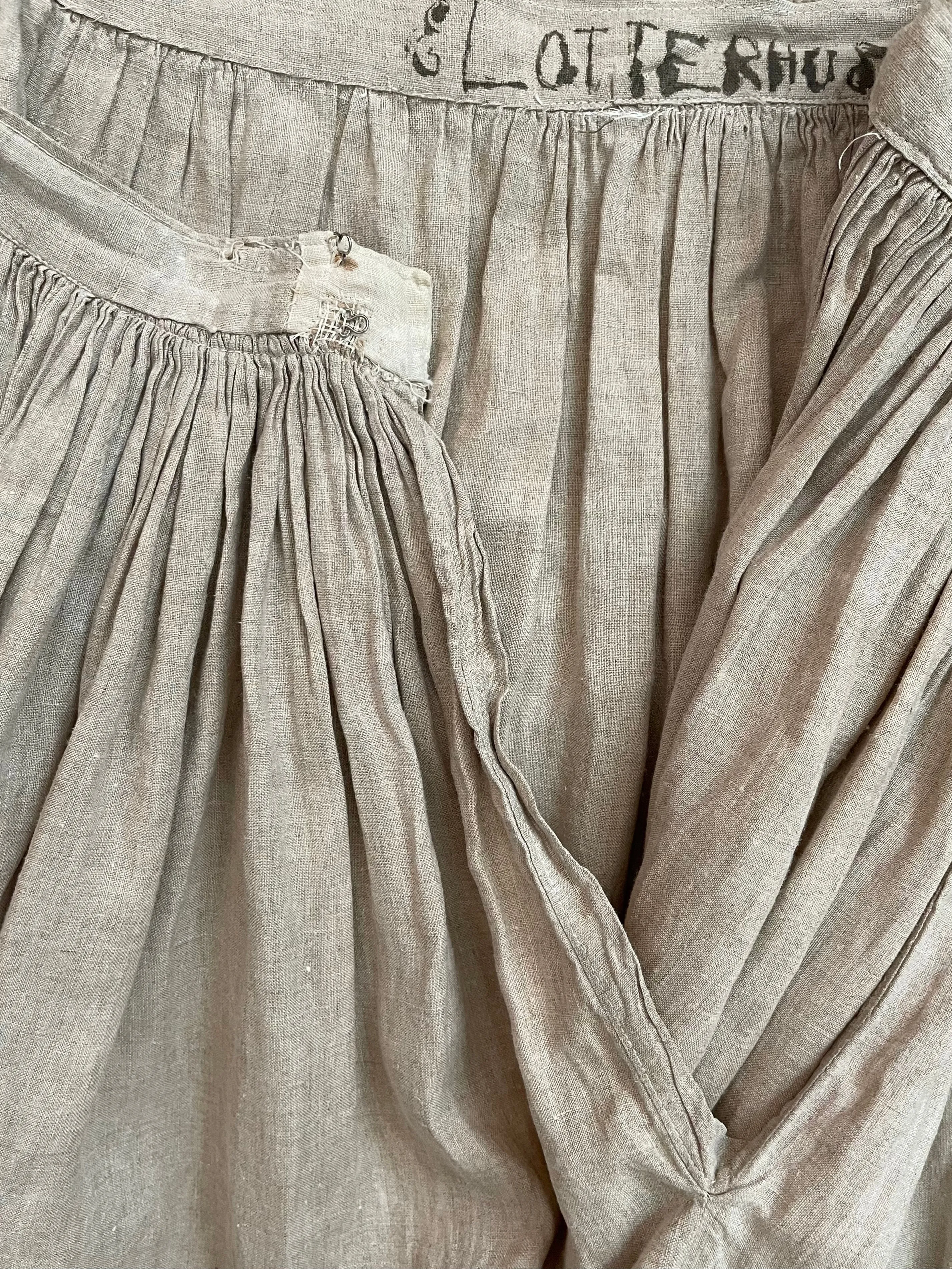 RARE Edwardian Embroidered Foliage Motif Linen Sportswear Ensemble