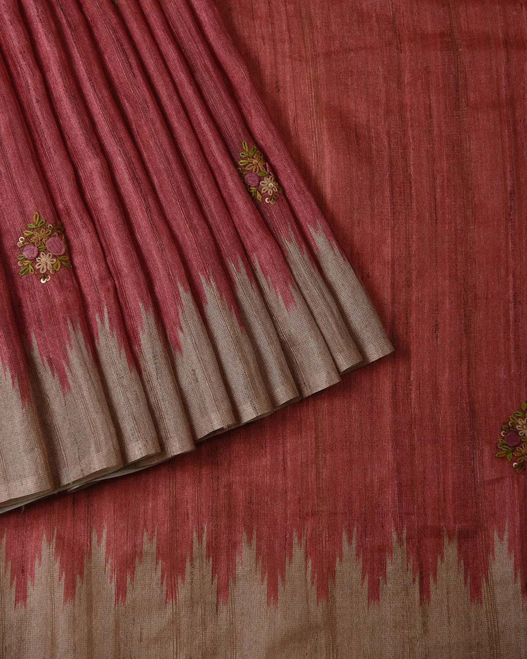 Red Silk Cotton Blend Embroidered Saree With Silk Cotton Blouse