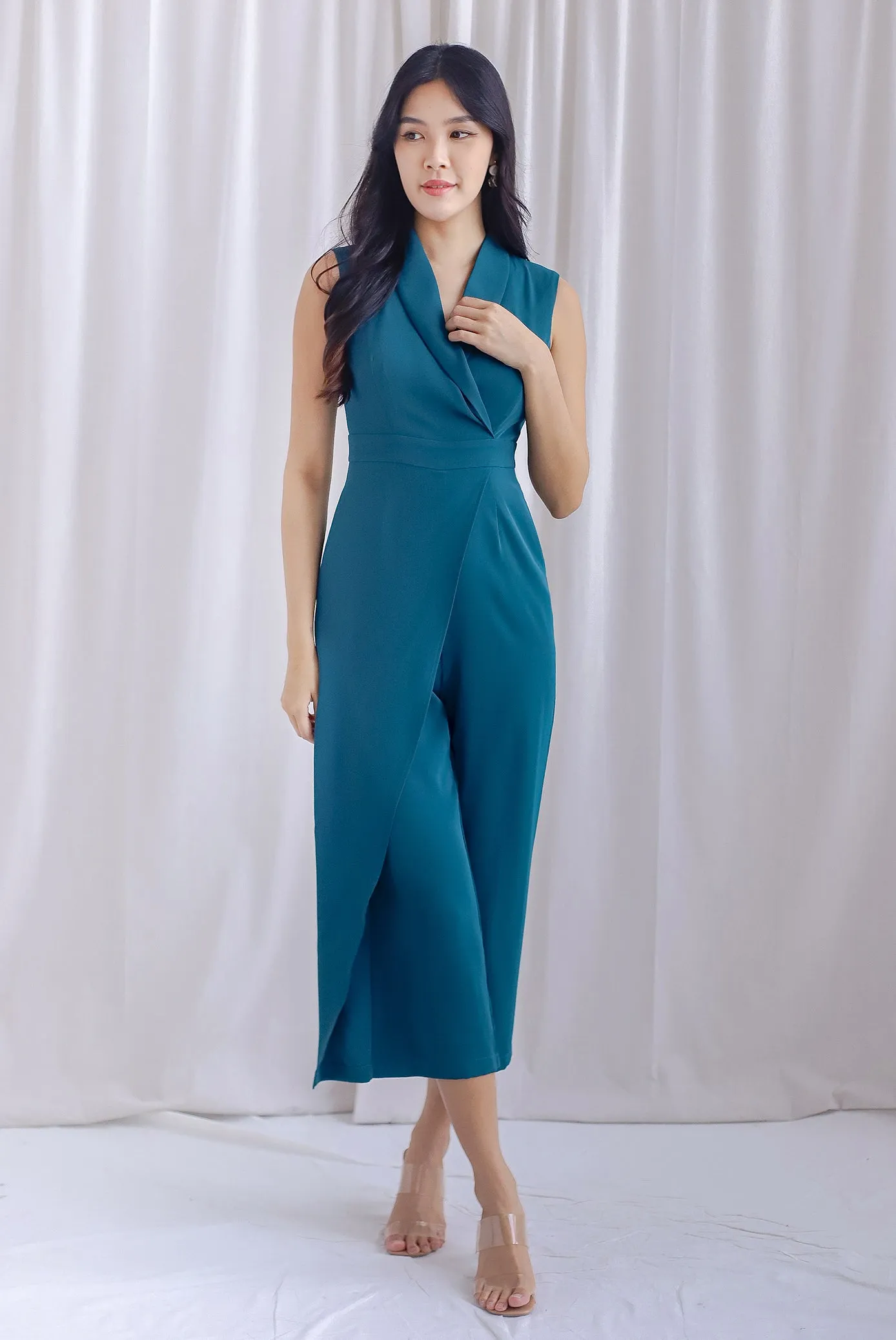 Scarlette Faux Wrap Lapel Jumpsuit In Teal Green