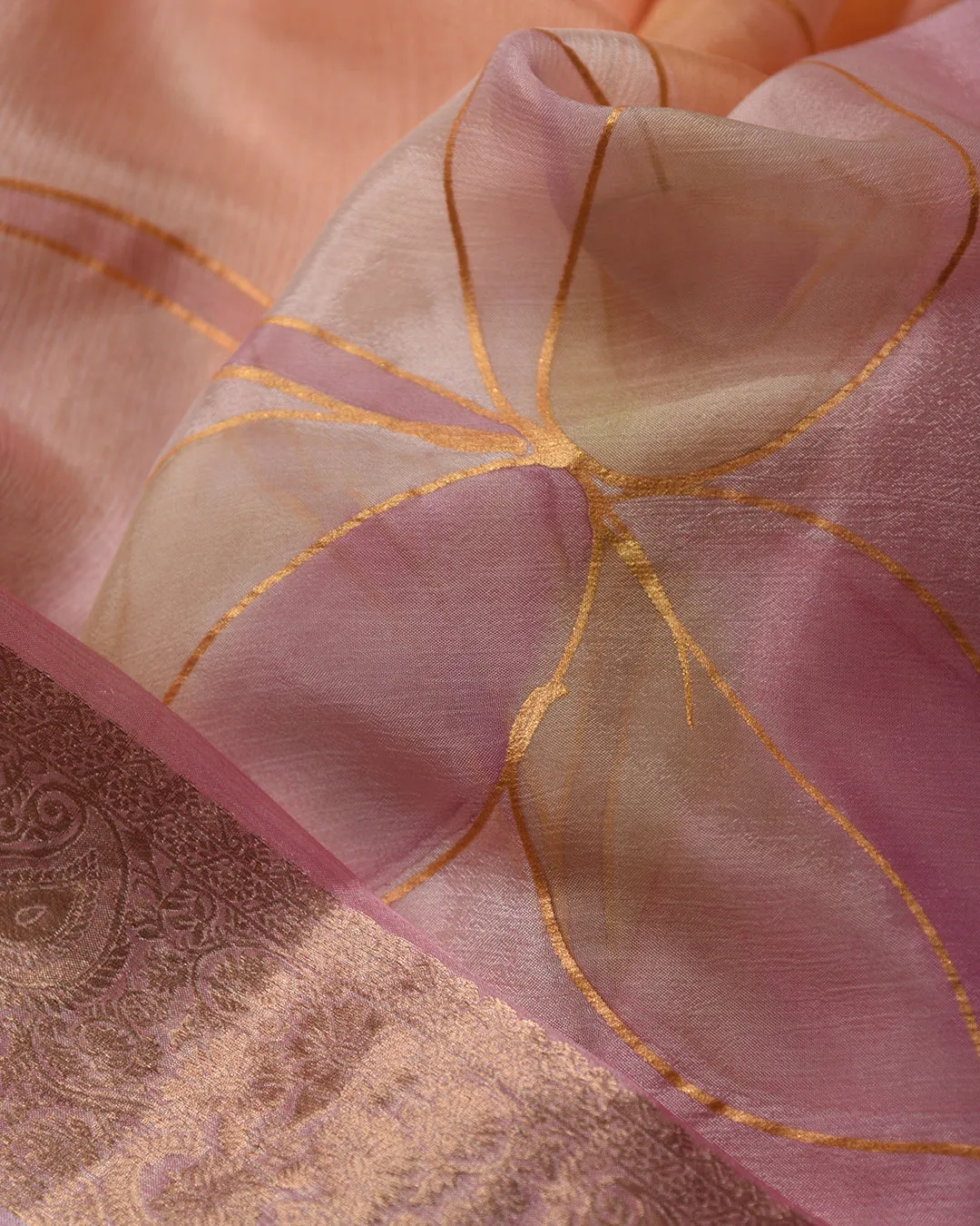 Shades of Pink Chinon Crepe Printed Saree With Georgette Blend Blouse