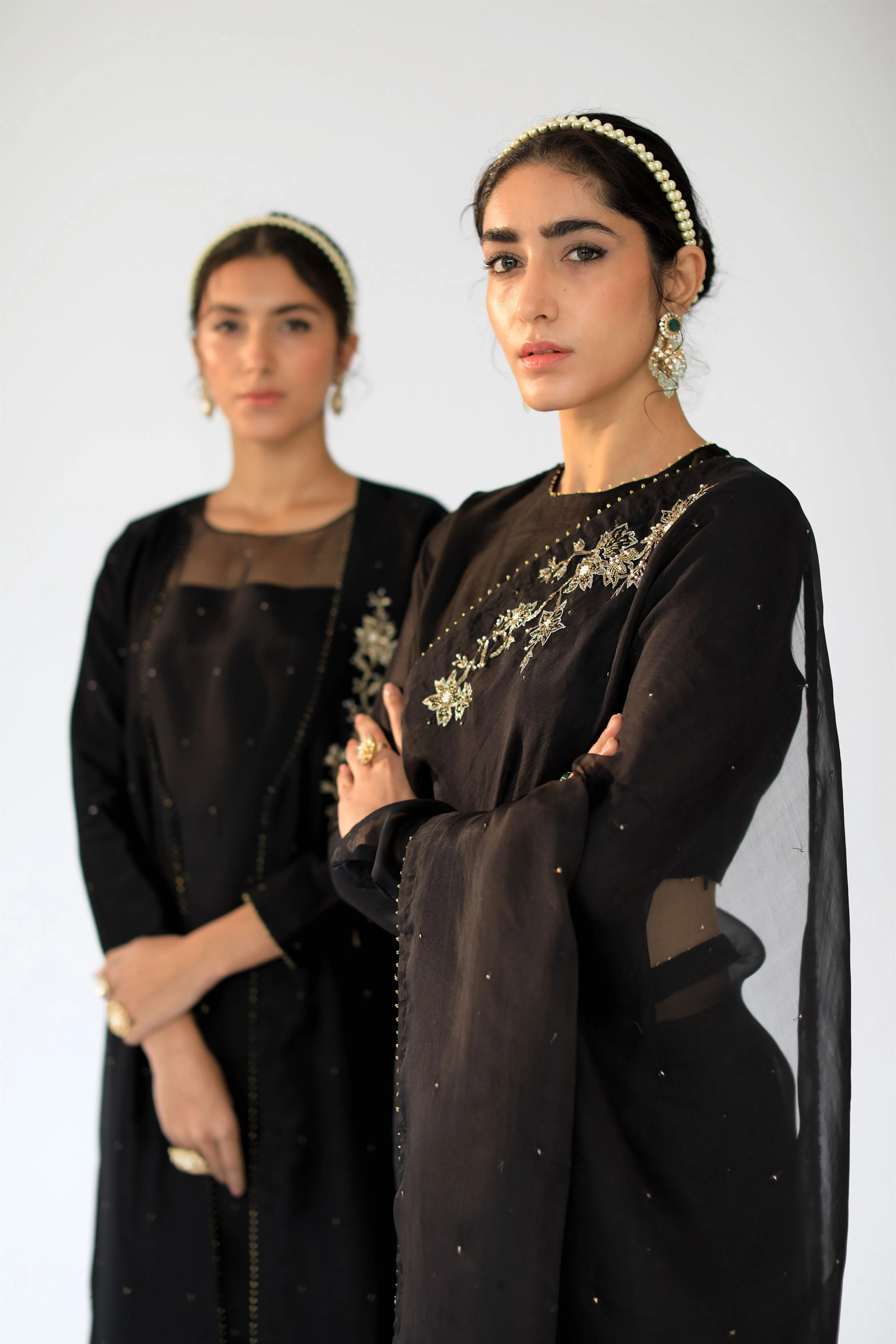 Shikha Mehta Emma Black Kora Saree Set Silk Organza Silk Chanderi Black Hana Ss21F-Cs