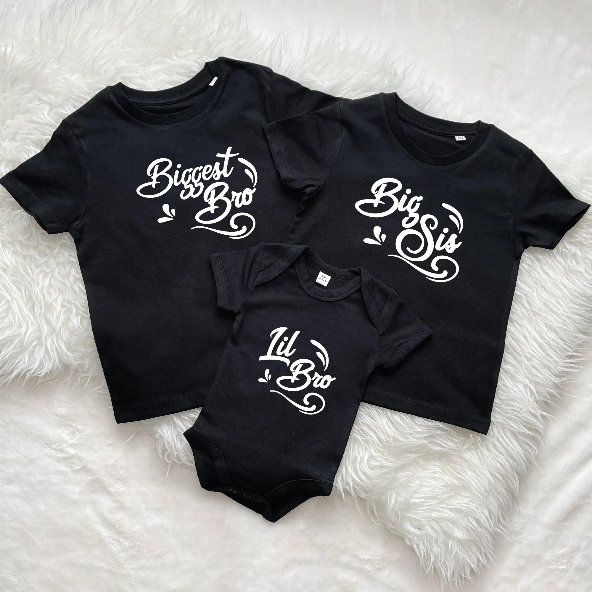 Sibling Waves Set Of Three T Shirts